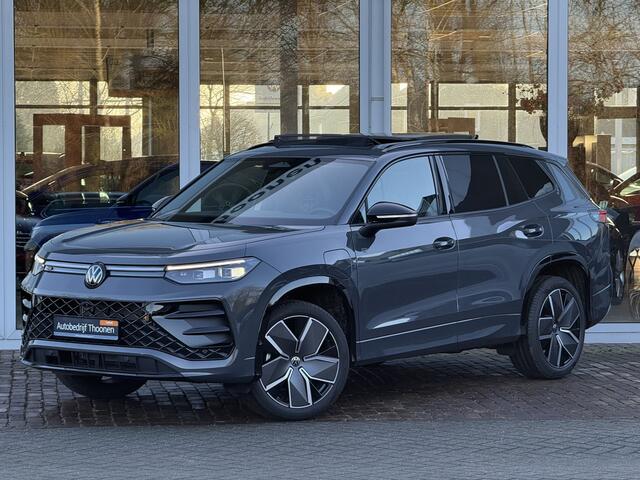 Volkswagen Tayron 1.5 eHybrid R-Line Edition | Trekhaak | 360° Camera | Pano