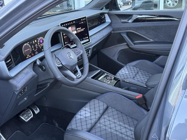 Volkswagen Tayron 1.5 eHybrid R-Line Edition | Trekhaak | 360° Camera | Pano