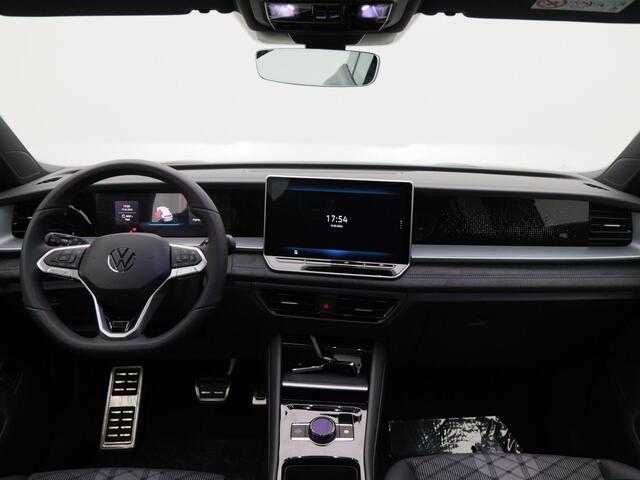 Volkswagen Tayron 1.5 eHybrid 272 Pk Automaat R-Line Edition | Panoramadak | Trekhaak | 20 Inch | Camera | Stuur- en Stoelverwarming | Full LED