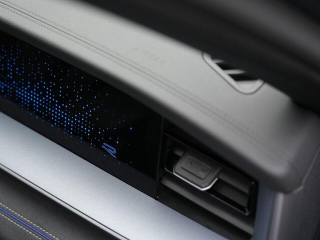 Volkswagen Tayron 1.5 eHybrid 204 pk R-Line Edition | Panoramadak | Adaptief onderstel | Stuur-/achterbankverwarming