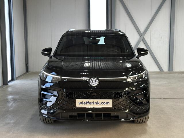 Volkswagen Tayron 1.5 eHybrid R-Line Edition | Pano | Black pack | Leder | IQ | Trekhaak |