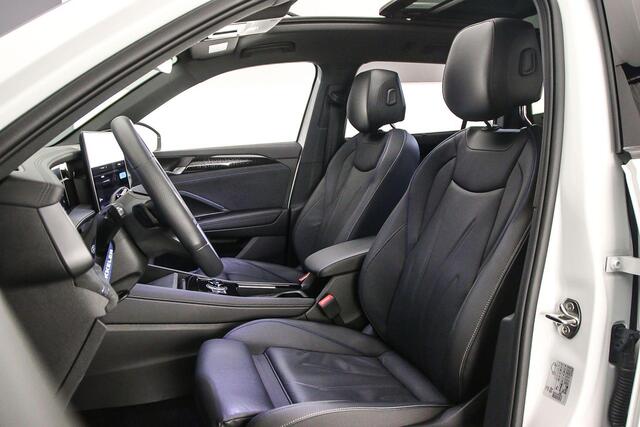 Volkswagen Tayron R-Line Edition 1.5 TSI eHybrid 272pk DSG Automaat Trekhaak, Harman Kardon audio, Panoramadak, Black style, Navigatie, Adaptive cruise control