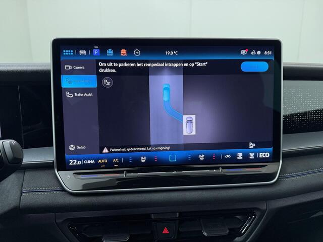 Volkswagen Tayron 1.5 eHybrid R-Line Edition | 272 PK | SoH 100% | Trekhaak | Panoramadak | Head-up display | Area view 360 graden | Harmann Kardon audio | IQ.Light HD koplampen |