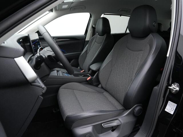 Volkswagen Tayron 1.5 eHybrid 204 pk Life | Trekhaak | Achteruitrijcamera | Adaptive Cruise | Stuur-/stoelverwarming | Navigatie