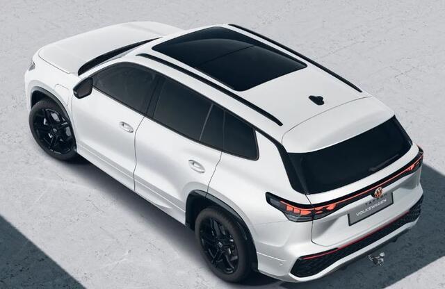 Volkswagen Tayron 1.5 eHybrid 272PK DSG R-Line Edition / Black Style / Trekhaak / Panoramadak / Harman Kardon / 20'' LMV / VW