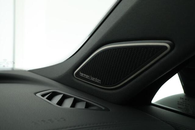 Volkswagen Tayron 1.5 eHybrid 204pk R-Line Edition Black Style Trekhaak 360Camera Leder Stoelventilatie Memory H/K HUD Keyless Navigatie Panoramadak