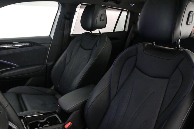 Volkswagen Tayron R-Line Edition 1.5 TSI eHybrid 272pk DSG Automaat Trekhaak, Panoramadak, Harman Kardon audio, Elektrische achterklep, Adaptive cruise control