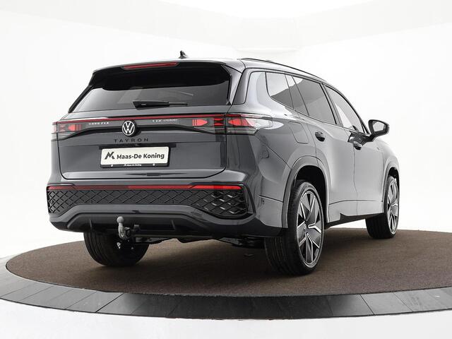 Volkswagen Tayron 1.5 eTSI 272pk DSG R-Line Edition · Wegklapbare Trekhaak · Panoramadak · Massage · Keyless · Elek. Achterklep · 20'' Inch · Garantie t/m 30-10-2030 of 100.000km