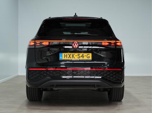 Volkswagen Tayron 1.5 eHybrid R-Line Ed. | Black Style | Panorama | Trekhaak | Camera 241