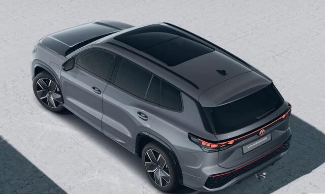 Volkswagen Tayron 1.5 eHybrid 272PK R-Line Edition / Resterende Fabrieksgarantie tot 13-08 2029 / Trekhaak / Panoramadak / 20'' LMV / VW