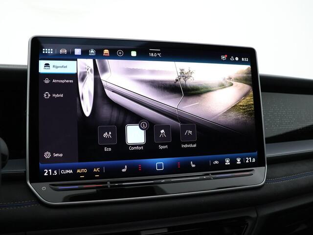 Volkswagen Tayron R-Line Edition 1.5 eHybrid 204 PK 6 versn. DSG · Black Style Pakket · Panoramaschuif-kanteldak · Trekhaak inklapbaar, met elektrische ontgrendeling, incl. aanhangermanoeuvreerhulp Trailer Assist · · Voorraad OUTLET · Prijs is inclusief inruilpremie ·