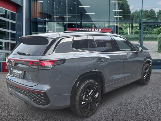 Volkswagen Tayron 1.5 eTSI R-LINE 7PERS. TREKHAAK/LEDER/CAMERA/PANO-DAK/ELEK-KLEP/ACC/HUD/STOELVERW