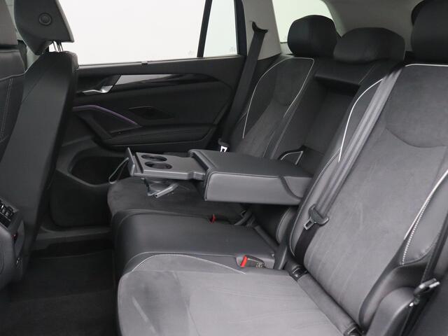 Volkswagen Tayron 1.5 eHybrid Elegance 204PK DSG Trekhaak, Ergo Comfort Stoel, Matrix LED-verlichting, Keyless, 360gr. Camera, Elektr. Achterklep, 18" LM Velgen, Stoel-Stuurverwarming