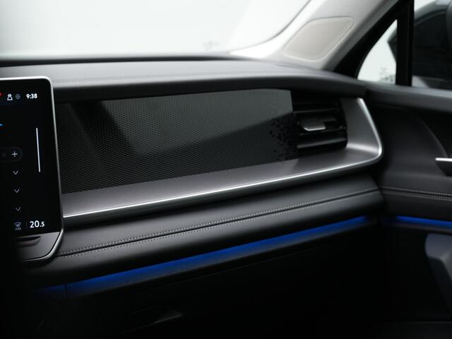 Volkswagen Tayron 1.5 eHybrid 204 pk Life | Trekhaak | Adaptief onderstel | Achteruitrijcamera | Adaptive Cruise | Stuur-/stoelverwarming | Navigatie