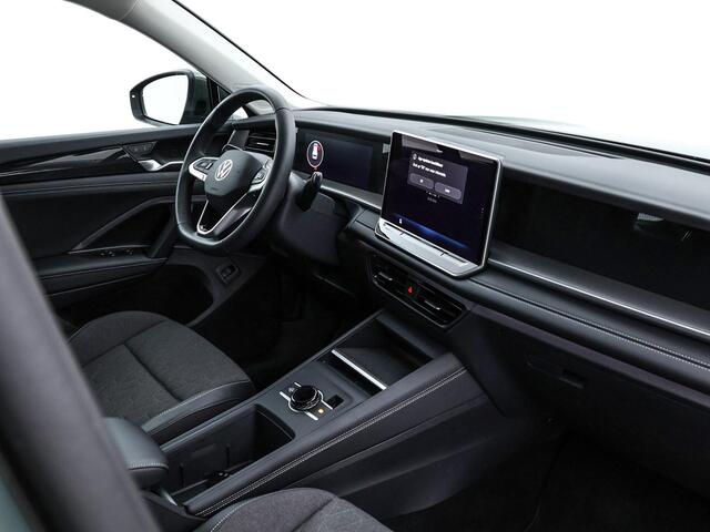 Volkswagen Tayron 1.5 204pk DSG eHybrid Life Edition · Camera · Wegklapbare Trekhaak · Stoel-& Stuurverwarming · Sfeerverlichting · 18'' Inch · Garantie t/m 26-08-2027