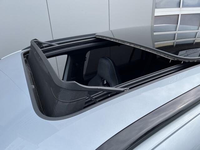 Volkswagen Tayron 1.5 eHybrid R-Line Edition / AUTOMAAT/ 2X-LINE/ GARANTIE TM 08-2029/ PANO/ ACC/ TREKHAAK/ MASSAGE/ PARK.SENSOR.V+A/ 360 CAMERA/ STUUR+STOELVERWARM.V+A/ DODEHOEK/ APP-CONNECT/ KEYLESS/ IQ.LIGHT/ ELEK.ACHTERKLEP/ 20'' LM