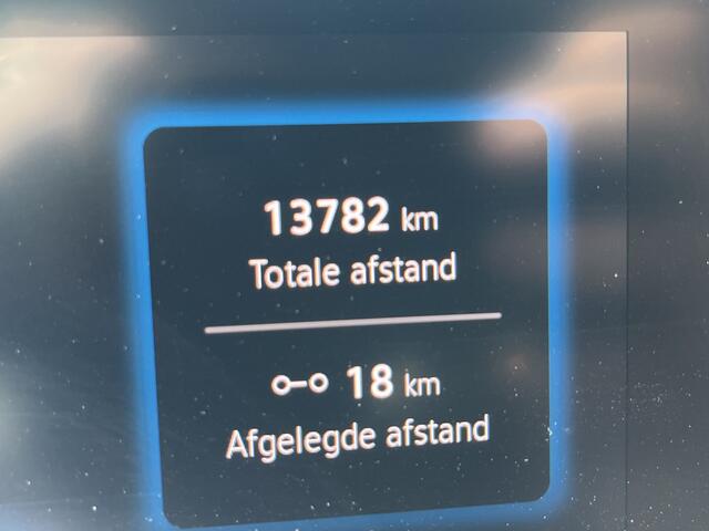Volkswagen Tayron 1.5 eHybrid R-Line / AUTOMAAT/ 272 PK/ GARANTIE TM 7-2030/ TREKHAAK/ PANO/ BLACK STYLE/ 360 CAMERA/ CRUISE/ NAVI/ APP-CONNECT/ STOELVERWARMING/ 20" LMV