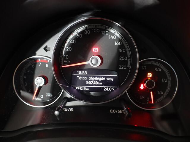 Volkswagen UP! 1.0 BMT move up! 60 pk | Navigatie via App | Airco | Voorstoelen in hoogte verstelbaar | LED dagrijverlichting |