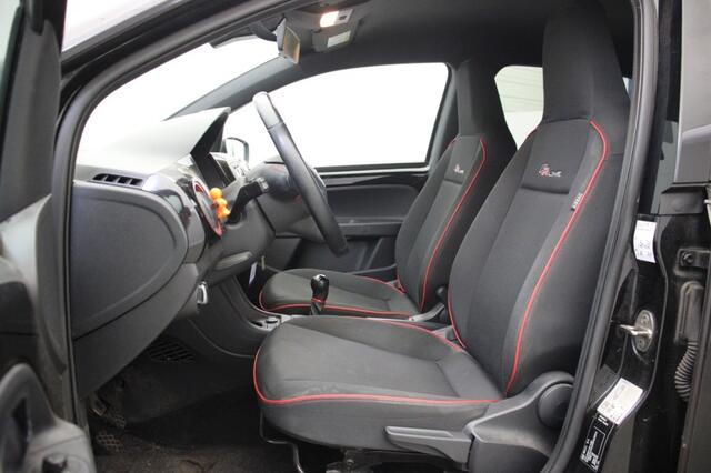 Volkswagen UP! 1.0 FR Connect 5 deurs - Airco, Cruise