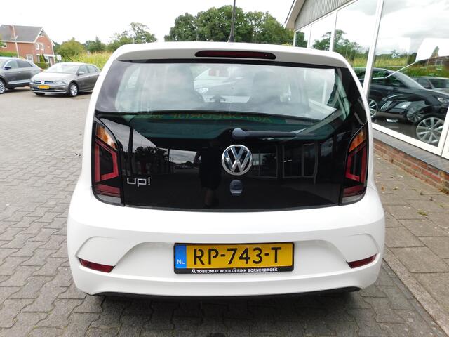 Volkswagen UP! 1.0 MPI 60PK MOVE UP! All-in Prijs! 1 jaar garanti