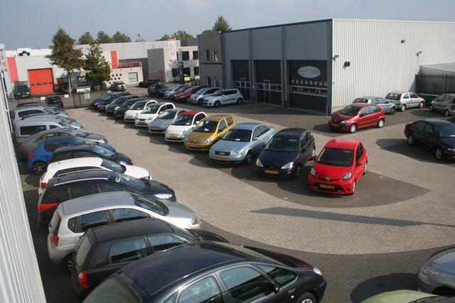 Volkswagen UP! 1.0 BMT move up! 5drs nl-auto ,airco ,elec pakket 5 drs