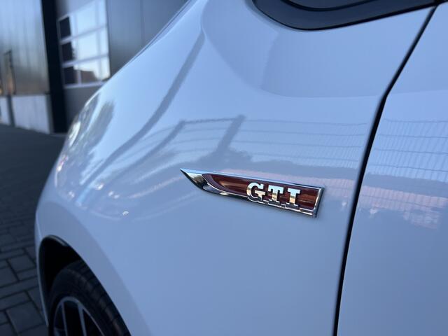 Volkswagen UP! 1.0 TSI GTI | Panorama dak | Stoelverwarming