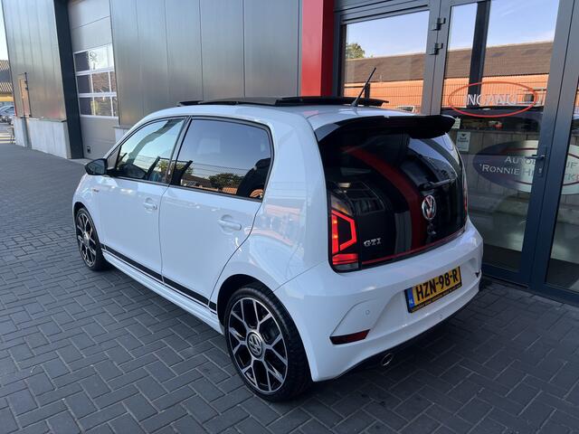 Volkswagen UP! 1.0 TSI GTI | Panorama dak | Stoelverwarming