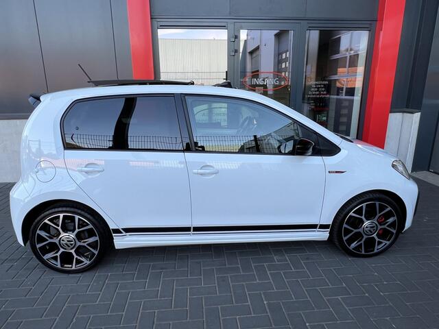 Volkswagen UP! 1.0 TSI GTI | Panorama dak | Stoelverwarming