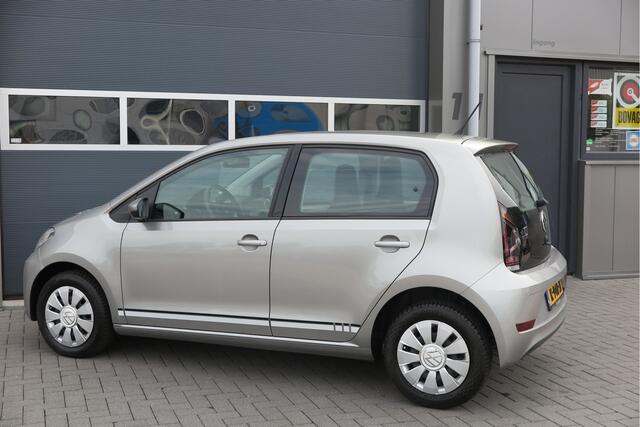 Volkswagen UP! 1.0 BMT 44kw 60pk move up! Maps & More , Airco , 5 Deurs .