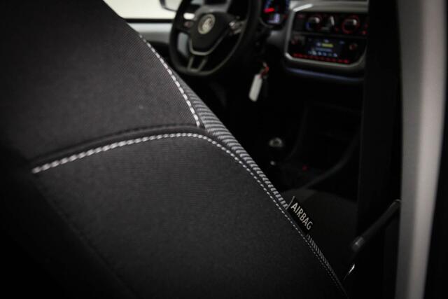 Volkswagen UP! 1.0 | AIRCO | CRUISE | DAB | CAMERA | 15"