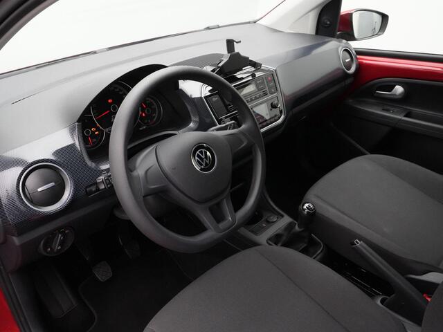 Volkswagen UP! 1.0 | LED dagrijverlichting | Achteruitrijcamera | Parkeersensoren achter | Achteruitrijcamera | Cruise Control | Airco | DAB