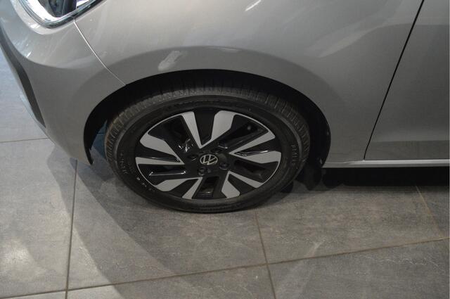 Volkswagen UP! 1.0 MOVE clima cruise camera pdc lichtmetaal !!