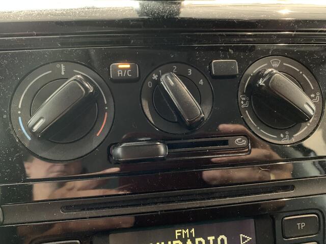 Volkswagen UP! 1.0 move up! BlueMotion NAVIGATIE | AIRCONDITIONING