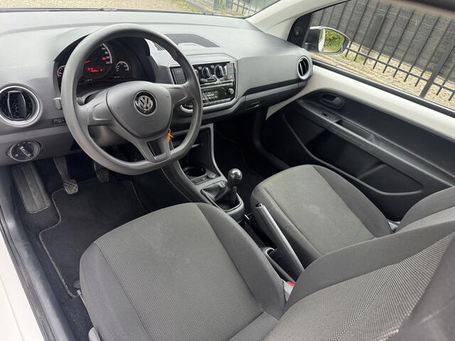Volkswagen UP! 1.0 BMT take up! 3 Drs Airco