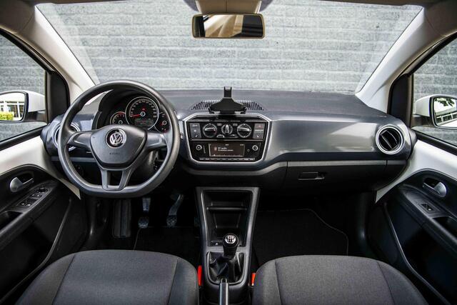 Volkswagen UP! 1.0 60 pk BMT move up! | Stoelverwarming | Airco | Maps & More