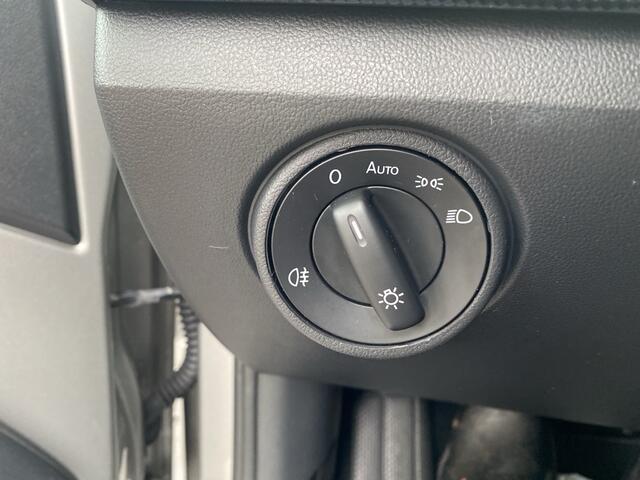 Volkswagen UP! 1.0 BMT move up! garantie/airco/blue-tooth