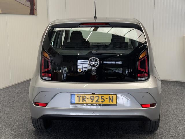 Volkswagen UP! 1.0 BMT MOVE UP! CRUISE CONTROL AIRCO BLUETOOTH TELEFOON MEDIA VOORBEREIDING ACHTERUITRIJCAMERA ZEER MOOOI !! 3010
