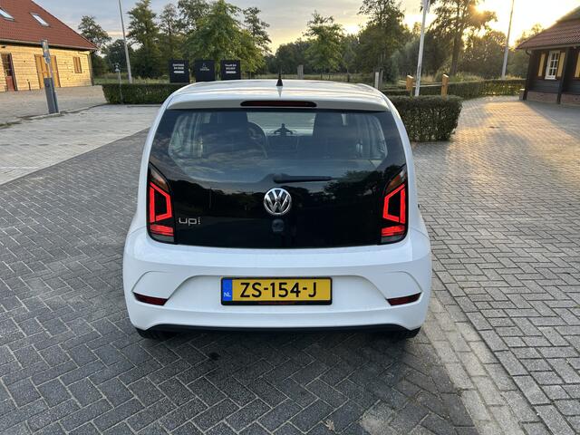 Volkswagen UP! 1.0 BMT move up! Airco Cv App Led Nap Apk 18/9-2027
