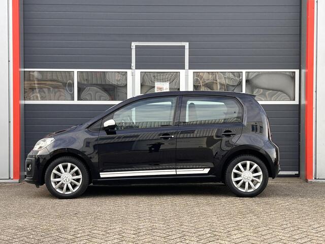 Volkswagen UP! 1.0 BMT high up! | Zwarte hemel | Lichtmetaal | CV| Bluetooth |