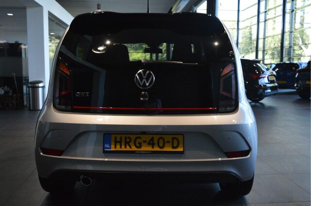 Volkswagen UP! 1.0 TSI GTI clima cruise camera pdc 17 inch 116 pl !!