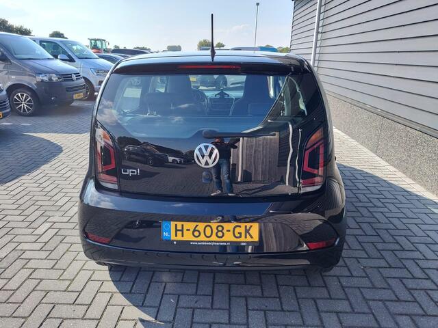 Volkswagen UP! 1.0 60pk BMT move up! Cruise Control Stoelverwarming Climate Control