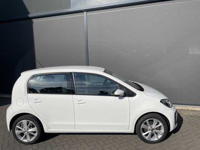 Volkswagen UP! 1.0 Airco - Rijstrooksensor - Radio - Bluetooth