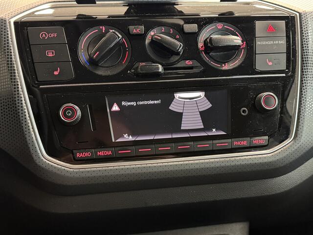 Volkswagen UP! 1.0 Stoelverwarming/Cruise/Parkeersensoren