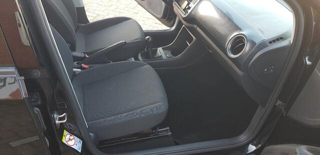 Volkswagen UP! 1.0 BMT move up!