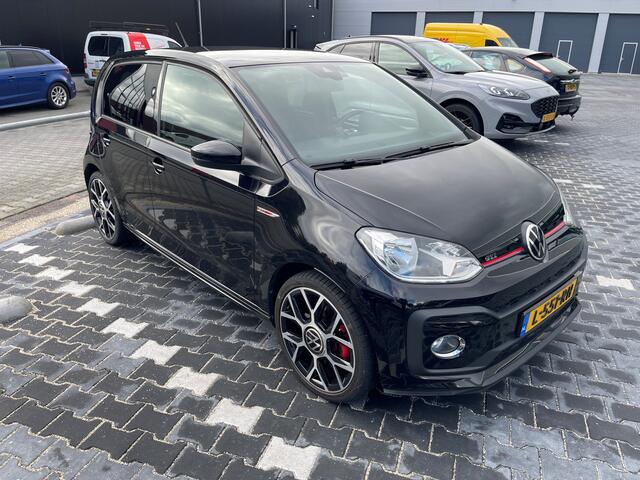 Volkswagen UP! 1.0 116PK TSI GTI | 1e eigenaar | Origineel NL | Camera | Clima | Stoelverwarming |