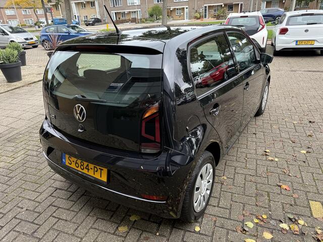 Volkswagen UP! 1.0 / Airco clima/ Camera/ PDC/ Cruise/ Camera/ PDC/ LED/ Navigatie via App