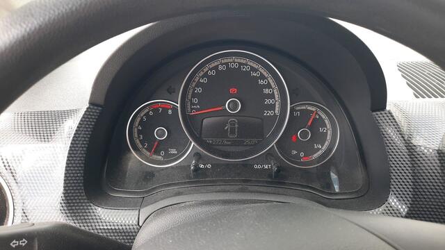 Volkswagen UP! 1.0 | Airco | Lichtmetalen velgen | Parkeersensoren | 1e eigenaar