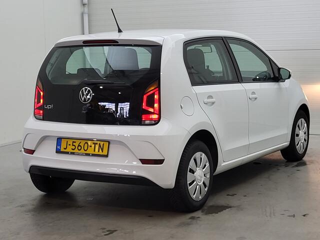 Volkswagen UP! 1.0 | Airco | DAB | Bluetooth |*