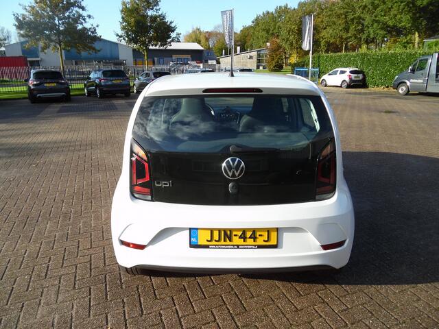 Volkswagen UP! 1.0 move up
