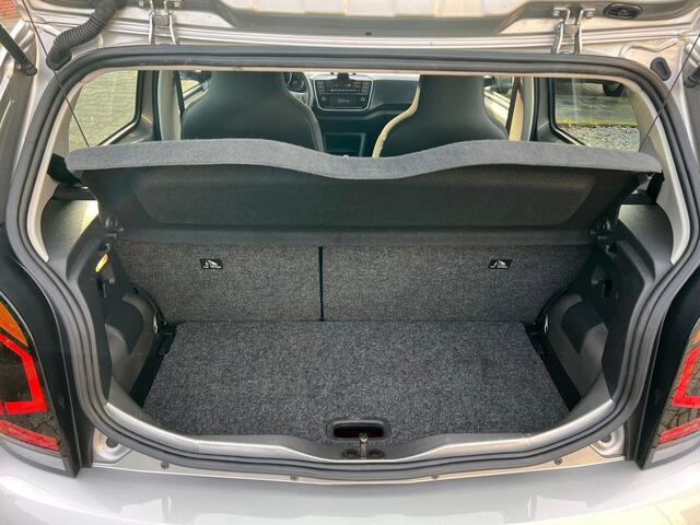 Volkswagen UP! 1.0 airco, stoelverw, elek ramen